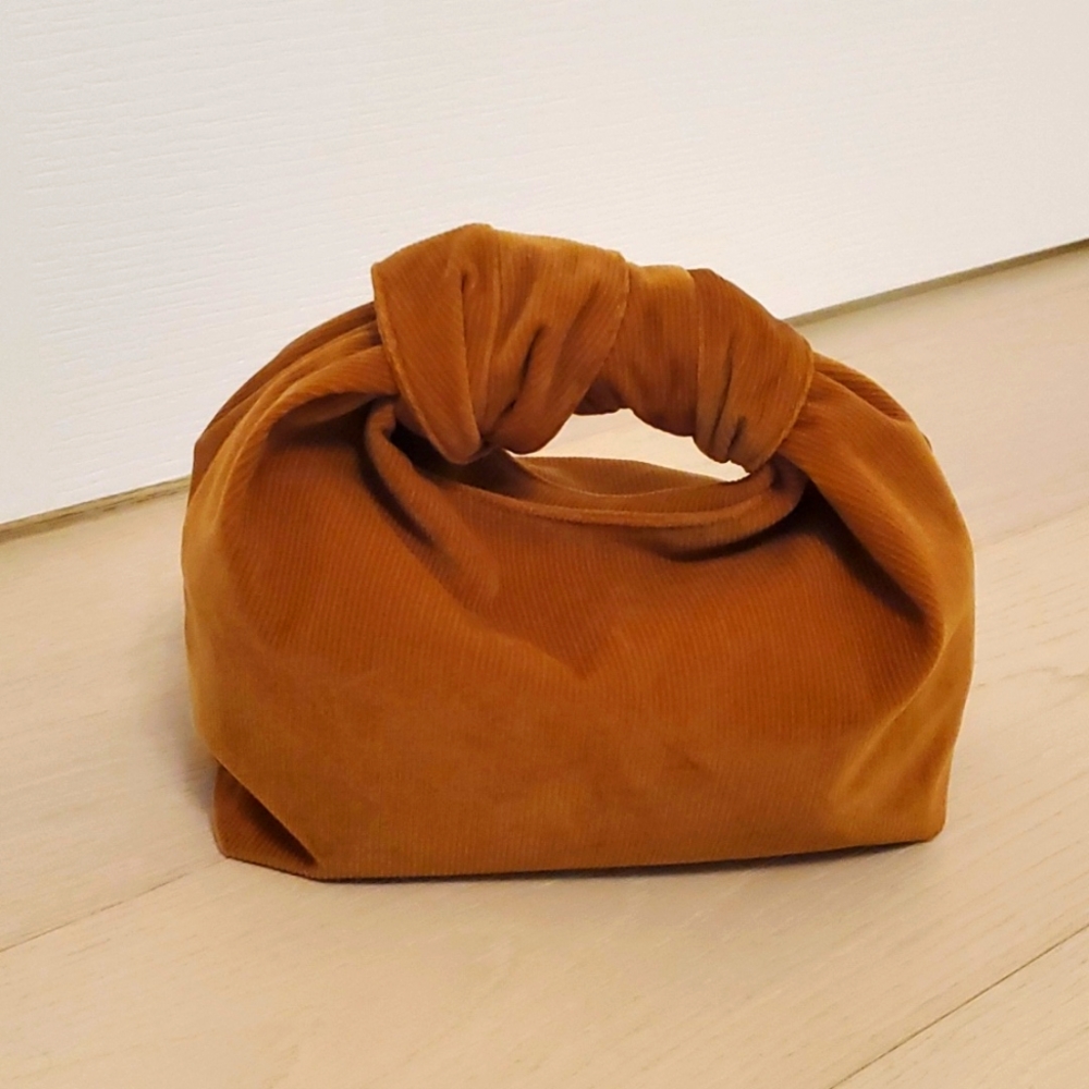MERIT Signature Bag